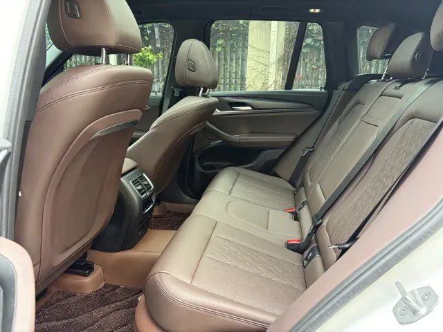 BMW X3 — Фото автомобиля 11