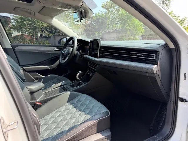Volkswagen Sagitar — Фото автомобиля 8