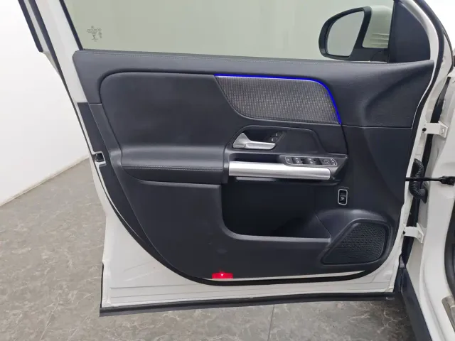 Mercedes-Benz GLA-Class — Фото автомобиля 19