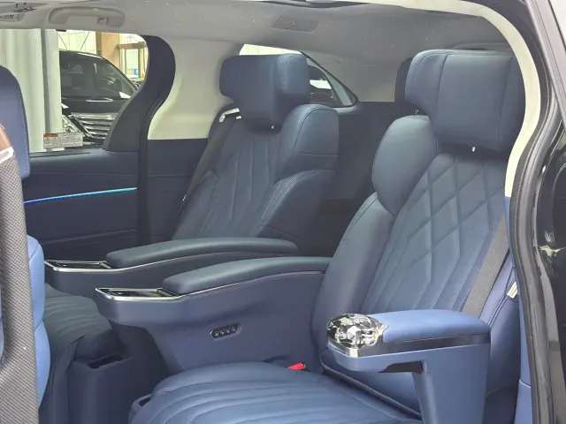 Toyota Granvia — Фото автомобиля 28