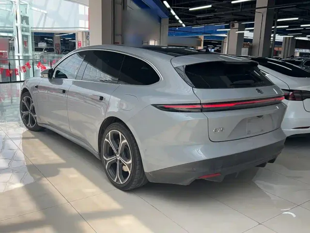 Nio ET5 Touring — Фото автомобиля 9