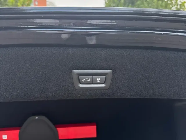 BMW 7 Series — Фото автомобиля 23