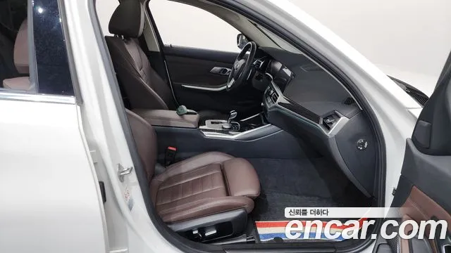 BMW 3 Series G20 — Фото автомобиля 11