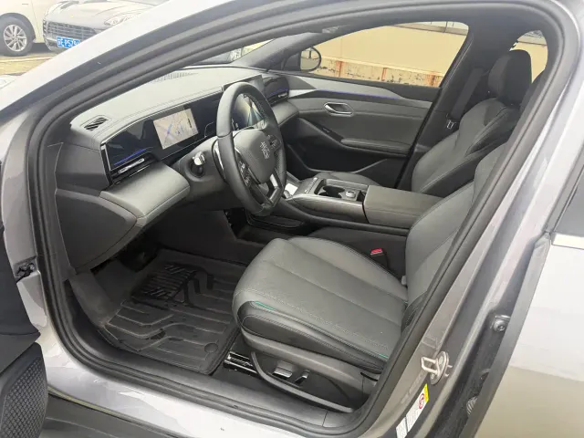 BYD Qin L — Фото автомобиля 14