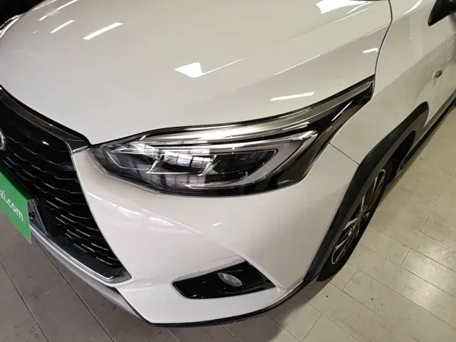 Toyota YARiS L Zhi Xuan — Фото автомобиля 23