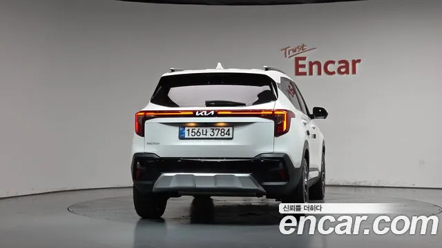 Kia Seltos — Фото автомобиля 4