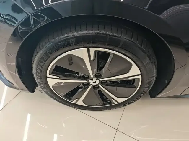 Nio ET5 Touring — Фото автомобиля 22