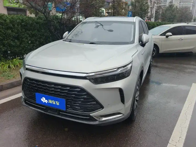 BAIC X7 — Фото автомобиля 2