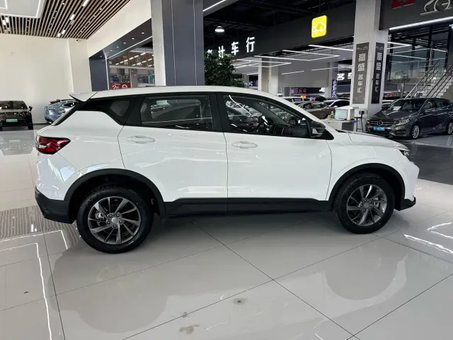 Geely Binyue — Фото автомобиля 19