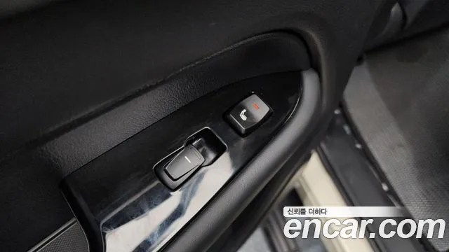 KG_Mobility_Ssangyong Rexton Новый Rexton Sport Khan Дизель 2.2 4WD — Фото автомобиля 19