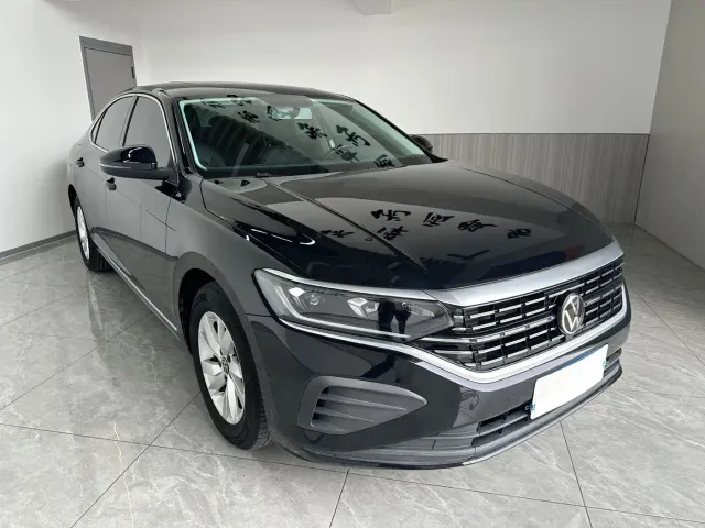 Volkswagen Passat — Фото автомобиля 3