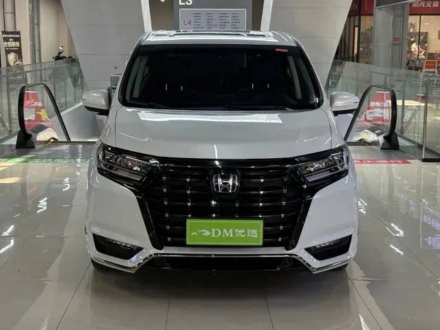 Honda Elysion — Фото автомобиля 2