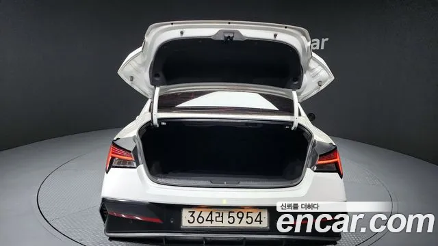 Hyundai AVANTE Новый Avante (CN7) — Фото автомобиля 20