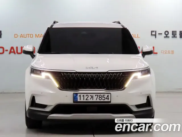 Kia Carnival Generation 4 — Фото автомобиля 2