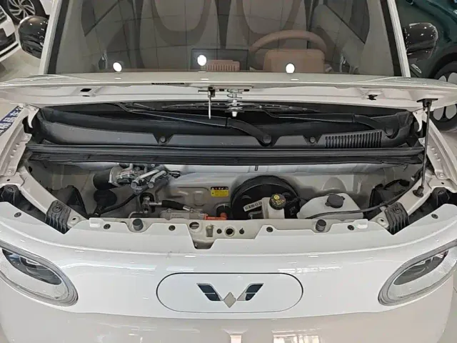 Wuling Hongguang Mini EV — Фото автомобиля 19