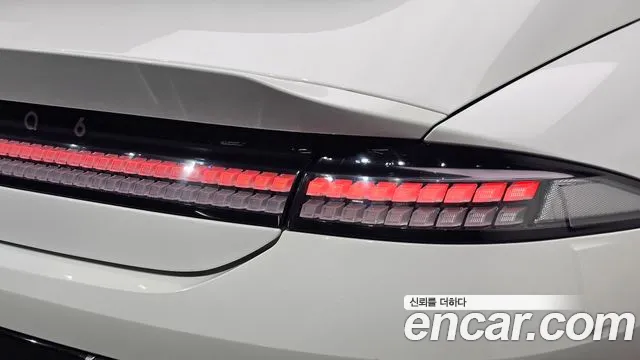 Hyundai Ioniq 6 — Фото автомобиля 8