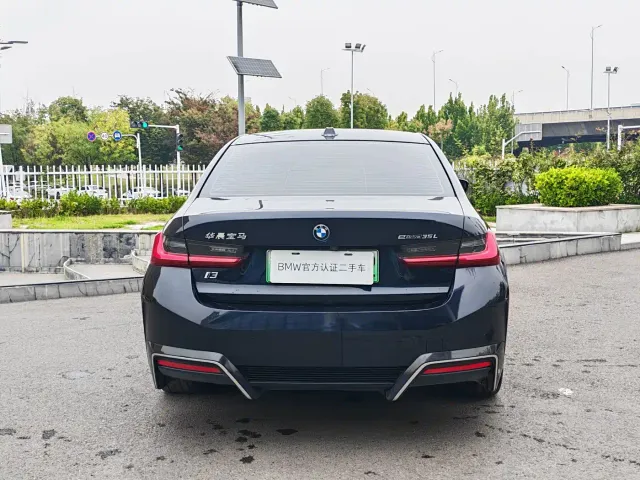 BMW i3 — Фото автомобиля 6