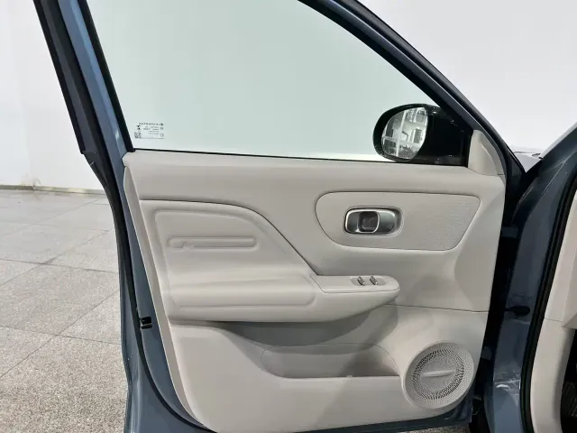 Leapmotor B10 — Фото автомобиля 13