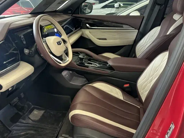 Geely Xingyue L — Фото автомобиля 14
