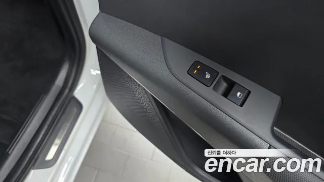Kia Niro The All New Niro Signature — Фото автомобиля 29
