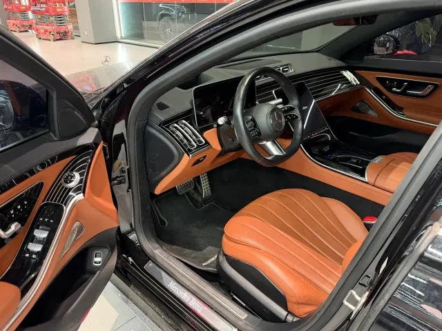 Mercedes-Benz S-Class — Фото автомобиля 5