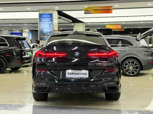 BMW X6 — Фото автомобиля 7