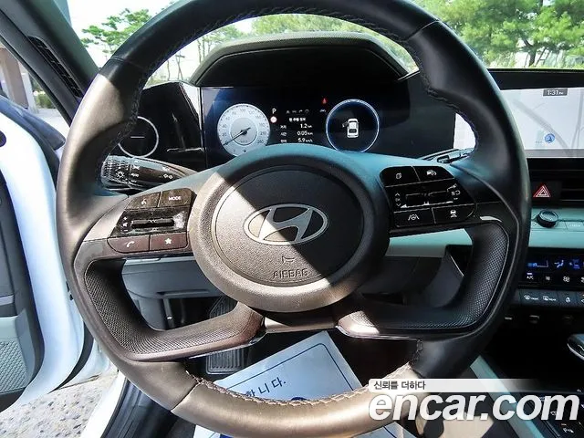 Hyundai Avante CN7 — Фото автомобиля 13