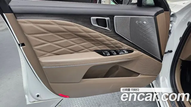Kia K8 — Фото автомобиля 20