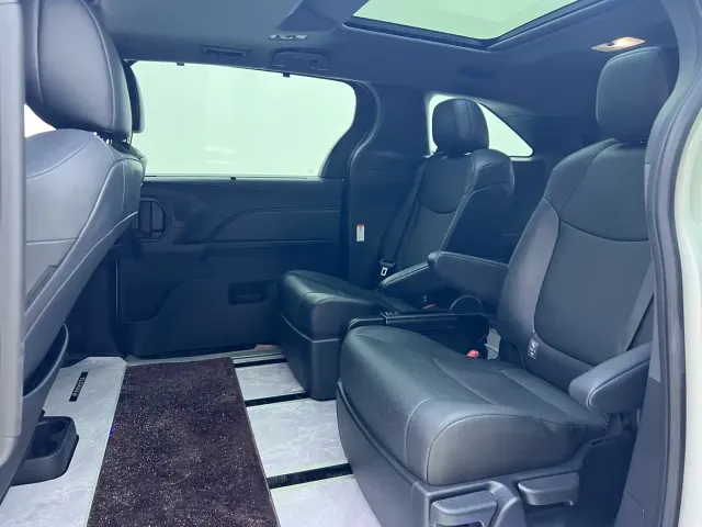 Toyota Granvia — Фото автомобиля 19