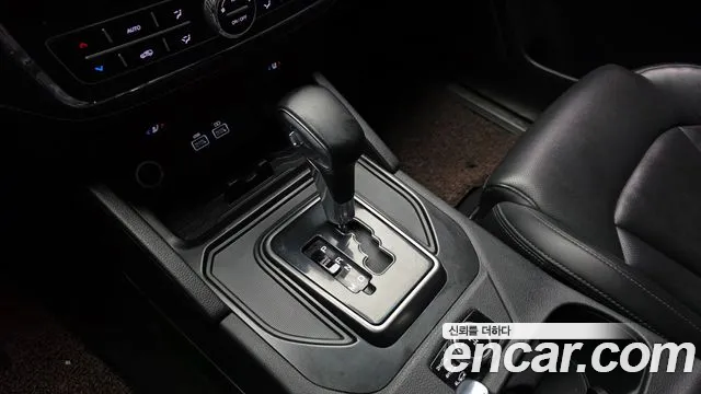 KG_Mobility_Ssangyong Rexton Новый Rexton Sport Дизель 2.2 4WD — Фото автомобиля 9