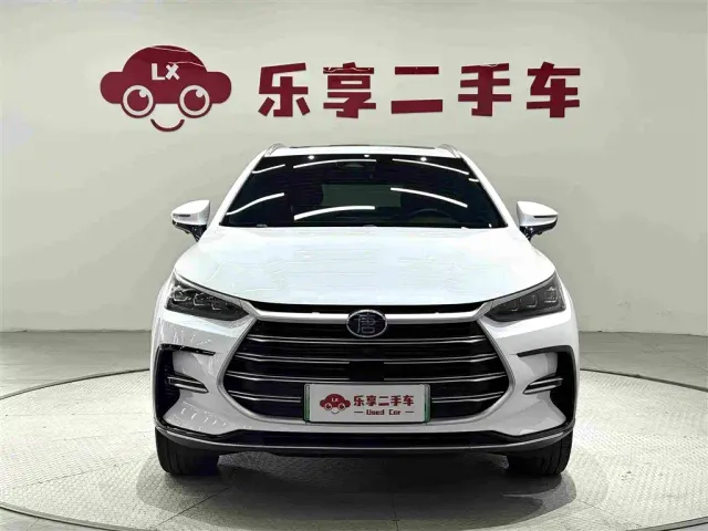 BYD Tang — Фото автомобиля 8