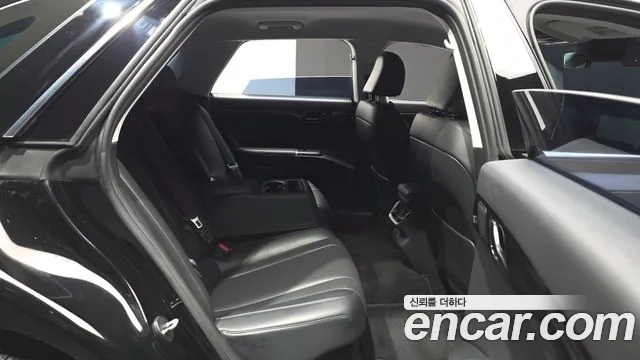 Hyundai Grandeur GN7 — Фото автомобиля 11