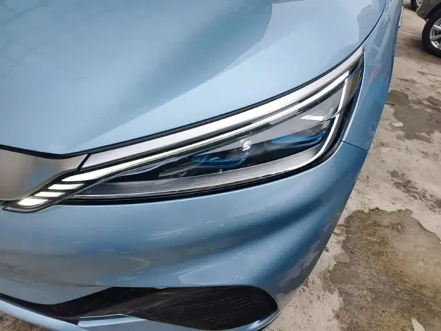 BYD Yuan PLUS — Фото автомобиля 23