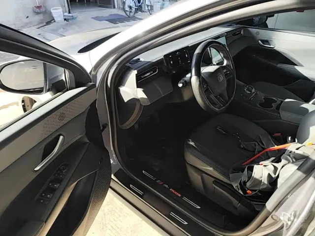 BYD Qin PLUS — Фото автомобиля 15