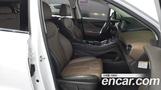 Hyundai Santafe — Фото автомобиля 12