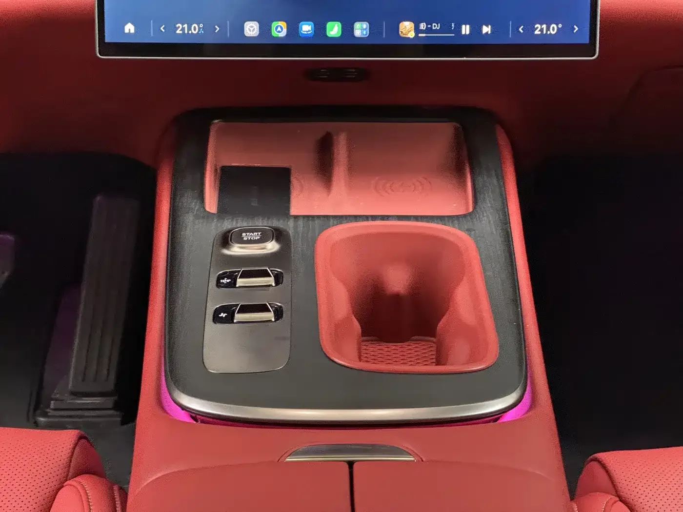 Xiaomi Auto Xiaomi SU7 2024 RWD Ultra Long Range Advanced Smart Driving Pro Edition — Фото автомобиля 12
