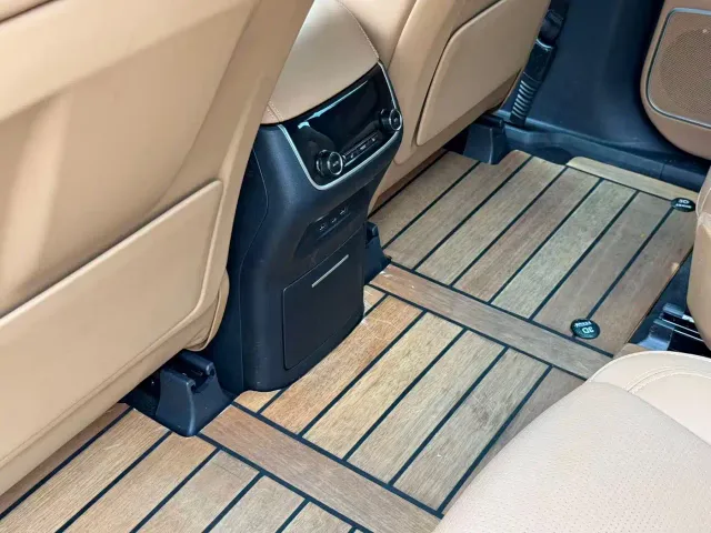 Li Auto ONE — Фото автомобиля 11