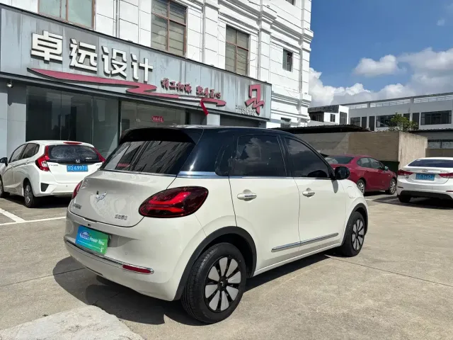 Wuling Bingo — Фото автомобиля 5