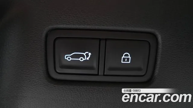 Hyundai Santafe Santa Fe (MX5) Бензин 2.5T 2WD — Фото автомобиля 29
