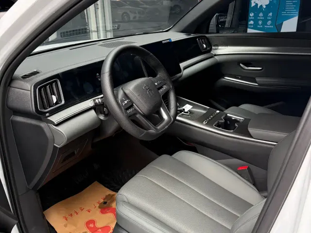 BYD Song Pro — Фото автомобиля 7