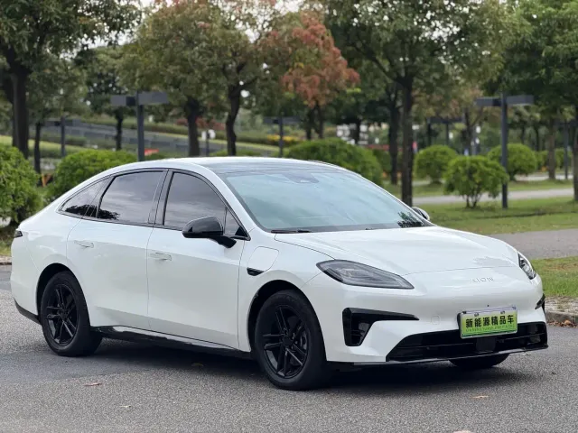 GAC Aion RT — Фото автомобиля 2