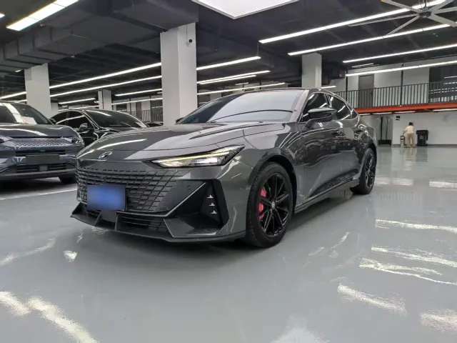 Фотография автомобиля — Changan UNI-V