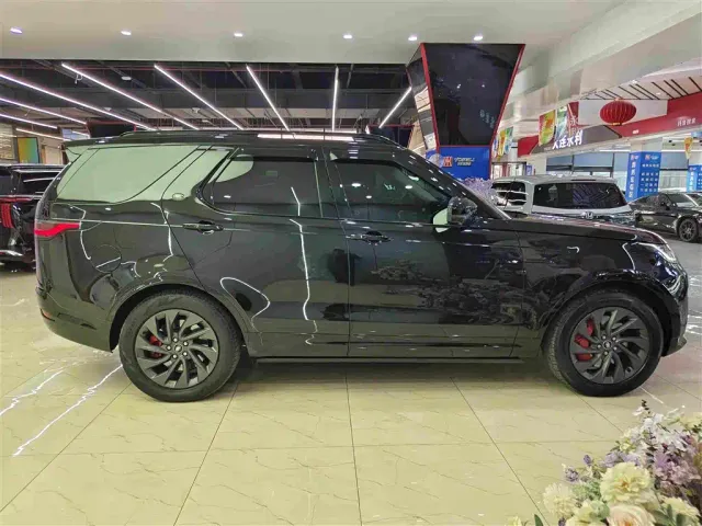 Land Rover Discovery — Фото автомобиля 17