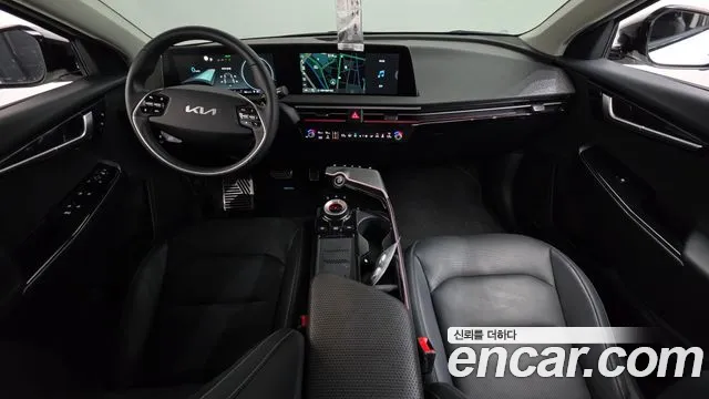 Kia EV6 — Фото автомобиля 6