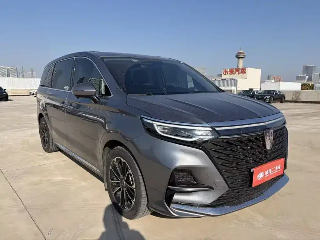 Roewe iMAX8 — Фото автомобиля 3