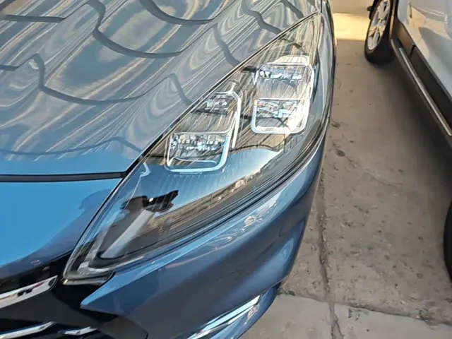 Ford Escape — Фото автомобиля 23