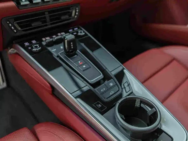 Porsche 911 — Фото автомобиля 14