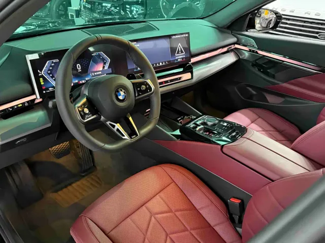 BMW 5 Series — Фото автомобиля 9