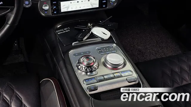 Genesis G90 — Фото автомобиля 9