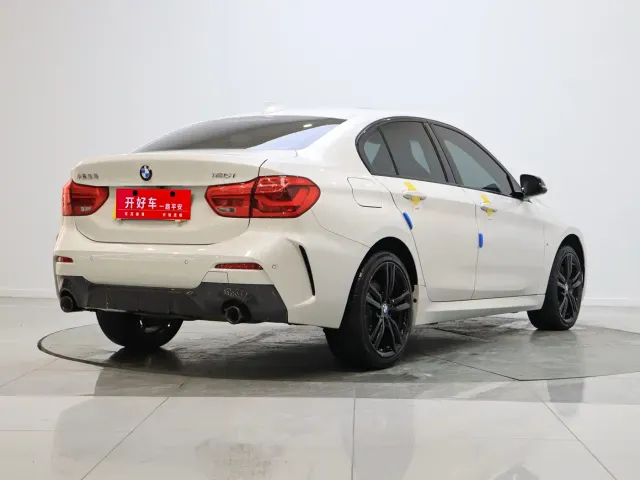 BMW 1 Series — Фото автомобиля 4